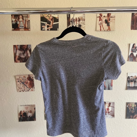 brandy melville shirt - Picture 3 of 3